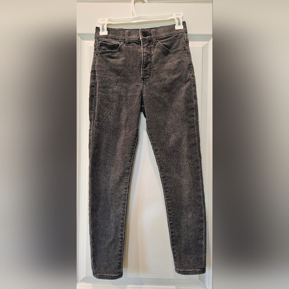 Express Mid-Rise Black Wash Skinny Jean